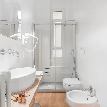 Duomo M4 Chic House Comfort Lusso Ed Eleganza Lägenhet