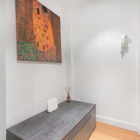 Lägenhet Duomo M4 Chic House Comfort Lusso Ed Eleganza Milano