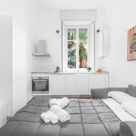 Duomo M4 Chic House Comfort Lusso Ed Eleganza Lägenhet